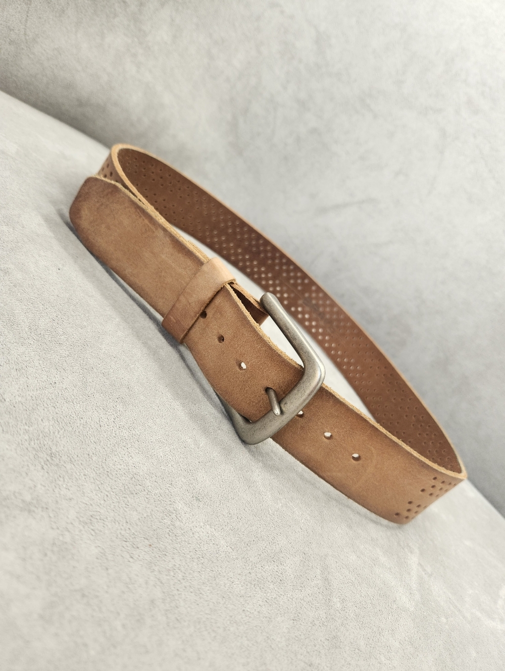 Brave Belt Men's 36 Tan Italy Leather Perforated Heavy Duty Casual Made Canada
